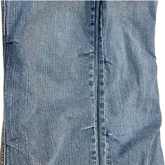 Vigoss Medium Wash Vintage Flared Zippered Bottom Jeans - Picture 5 of 12